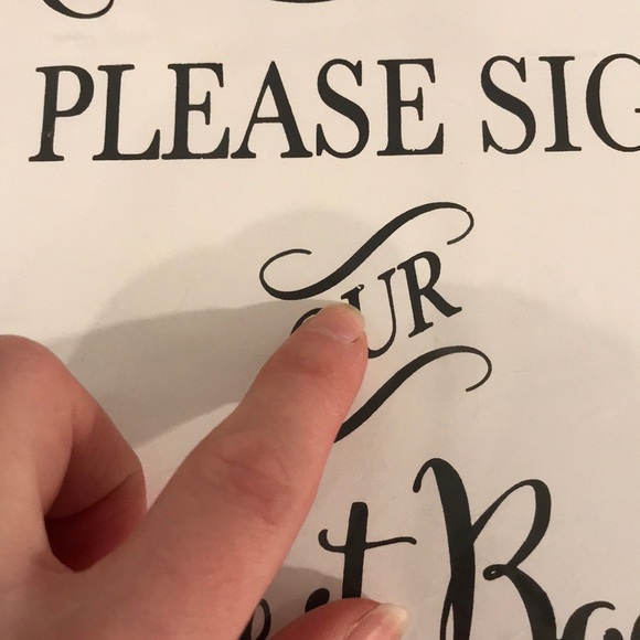 White guest book sign - Picture 6 of 7